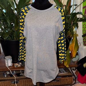 LuLaRoe Gray and Yellow Graphic 3/4 Sleeve Tee